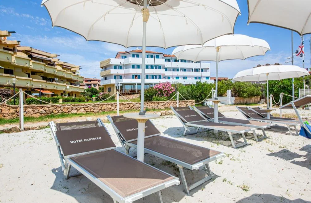 Hotel Castello | ligbedden strand